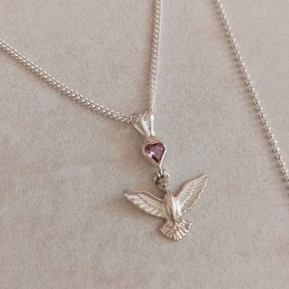 Meet the Posher Other - Meet your Posher, Lupita